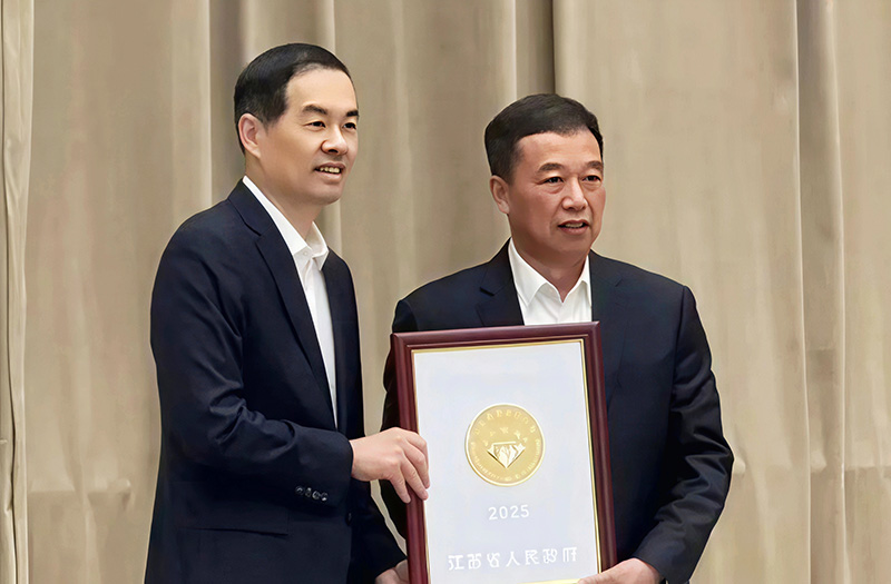 鵬飛集團(tuán)捧回“江蘇省省長質(zhì)量獎”！